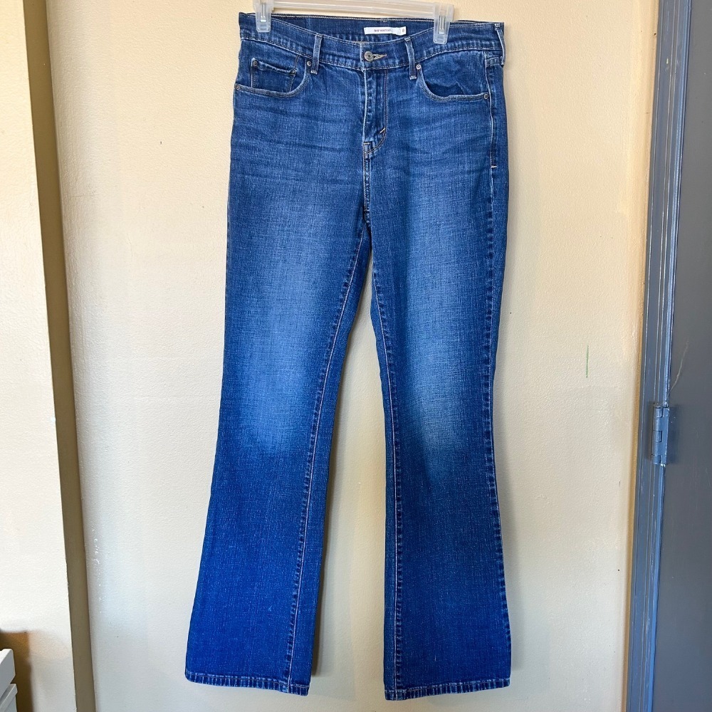 Levi's 515 Bootcut Woman's Size 8 Excellent Condition Levi Strauss &Co.